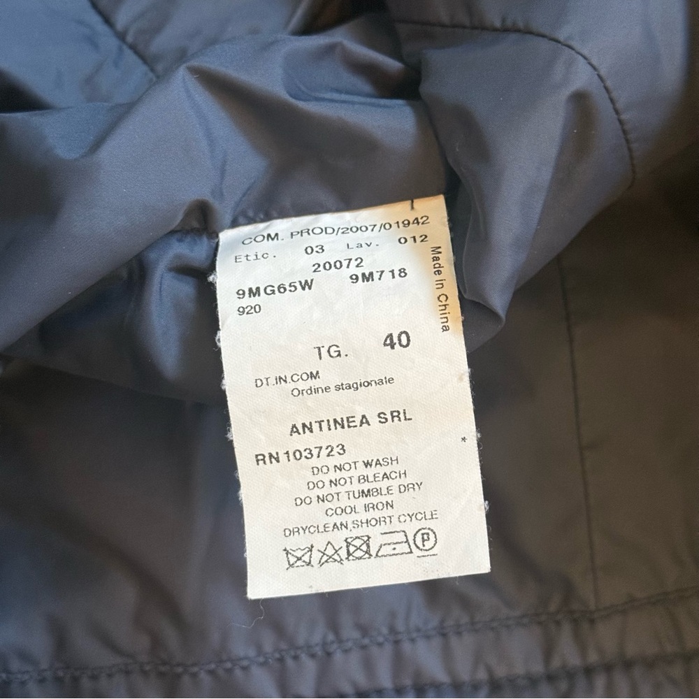 Armani Callezioni Navy Blazer Style Quilted Jacket Womens Size 4 - Picture 11 of 12